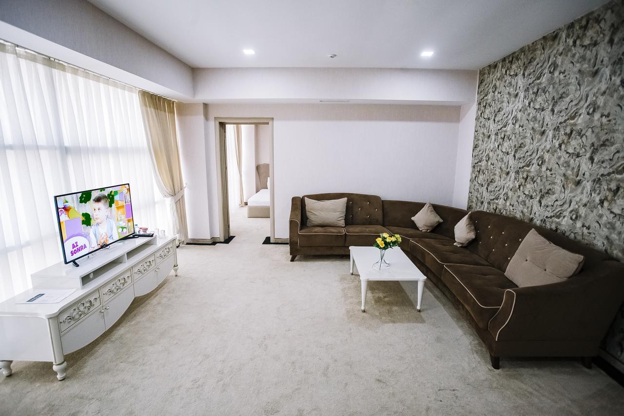 Continent Hotel Baku Eksteriør bilde