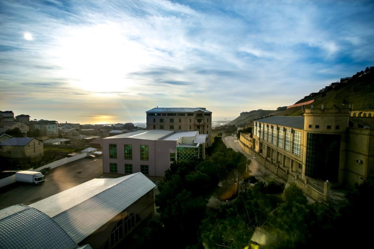 Continent Hotel Baku Eksteriør bilde